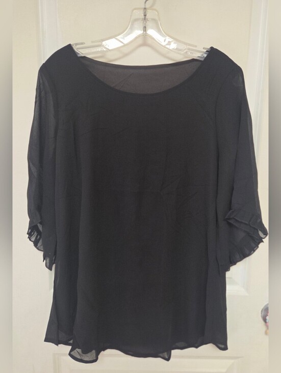 Tops - Women's Black Double Layer Ruffle 3/4 Sleeve Top Size Medium